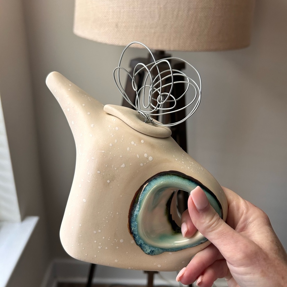 NEVER USED TEAPOT BY MONTANA CERAMICIST AUDREY ROSULEK